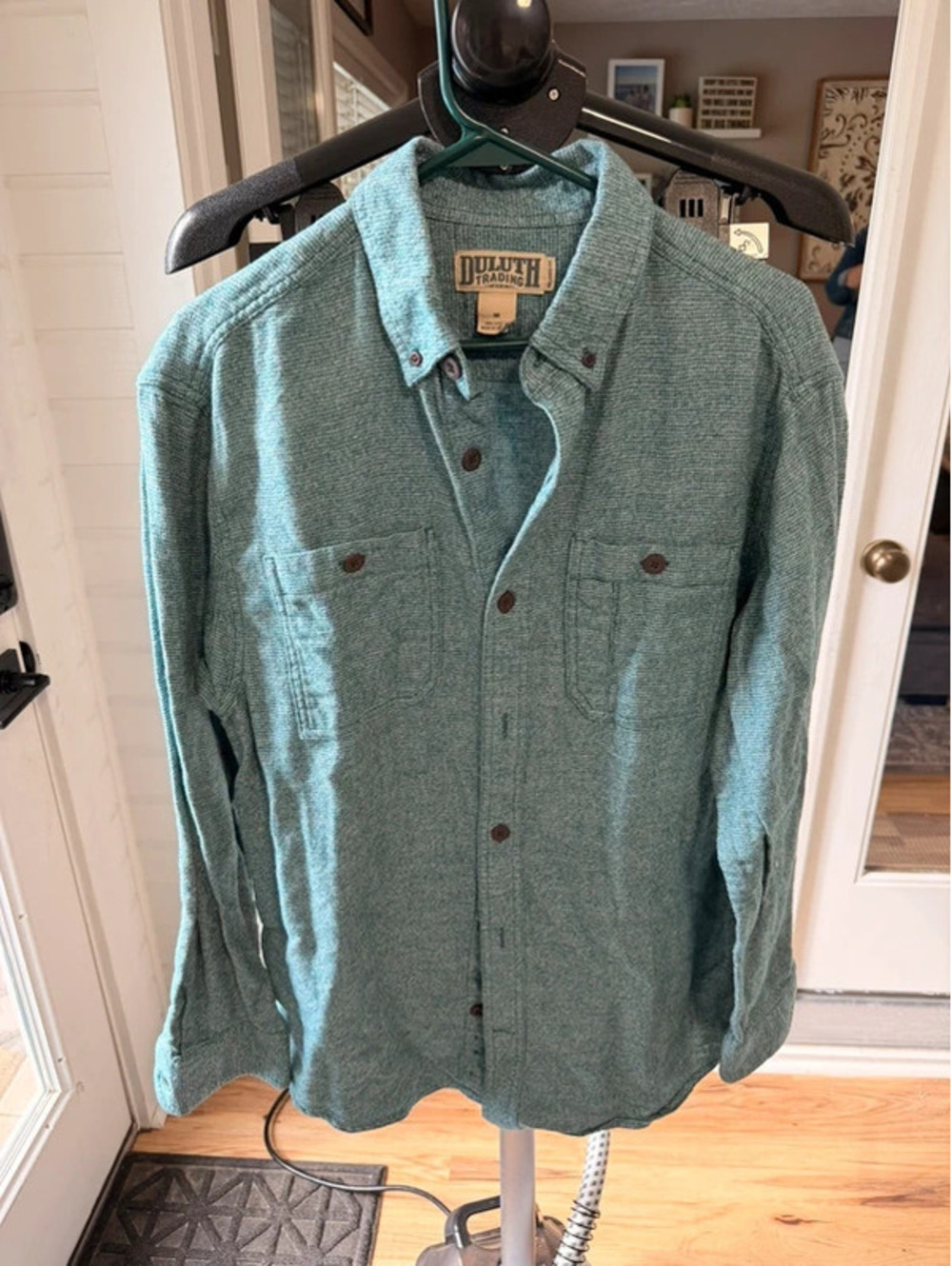 Duluth Trading Co. Men's Medium Green Cotton Shirt